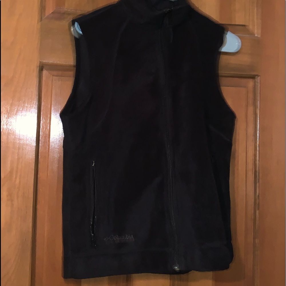 Vest very fuzzy and warm